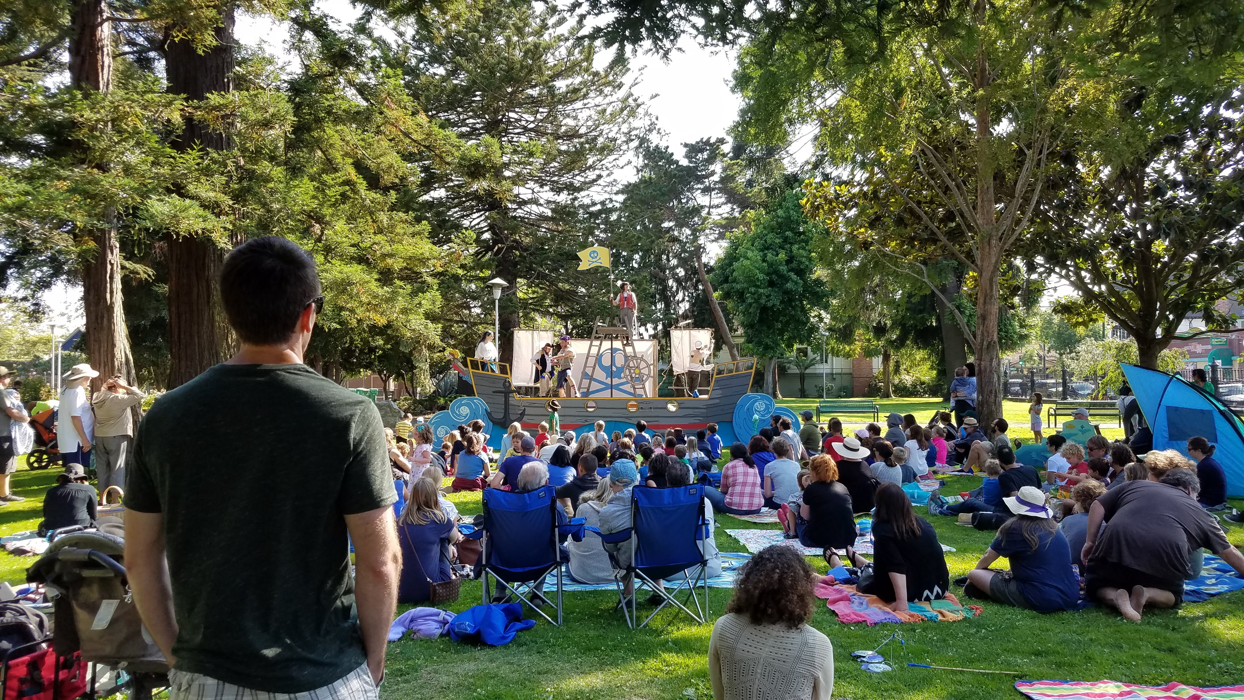 Lincoln - Audience and Good Ship - by RL